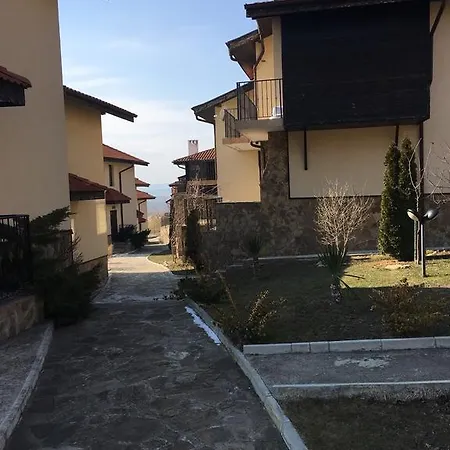 Sunny Hill Holiday * Kosharitsa