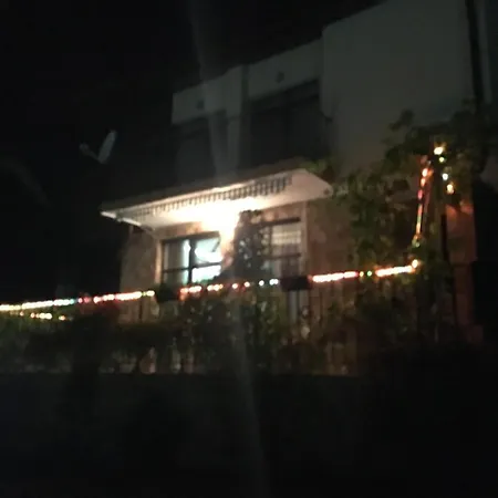 Sunny Hill Holiday
