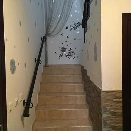 בית נופש Sunny Hill Holiday