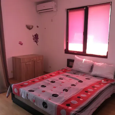 בית נופש Sunny Hill Holiday