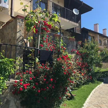 בית נופש Sunny Hill Holiday *