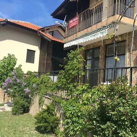 Sunny Hill Holiday בית נופש *